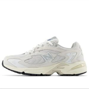 New Balance 725 Off-White and Light Gray Suede Mesh Sneakers